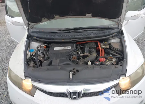 2010 Honda Civic Hybrid z USA, uszkodzony, nr VIN JHMFA3F27AS000308